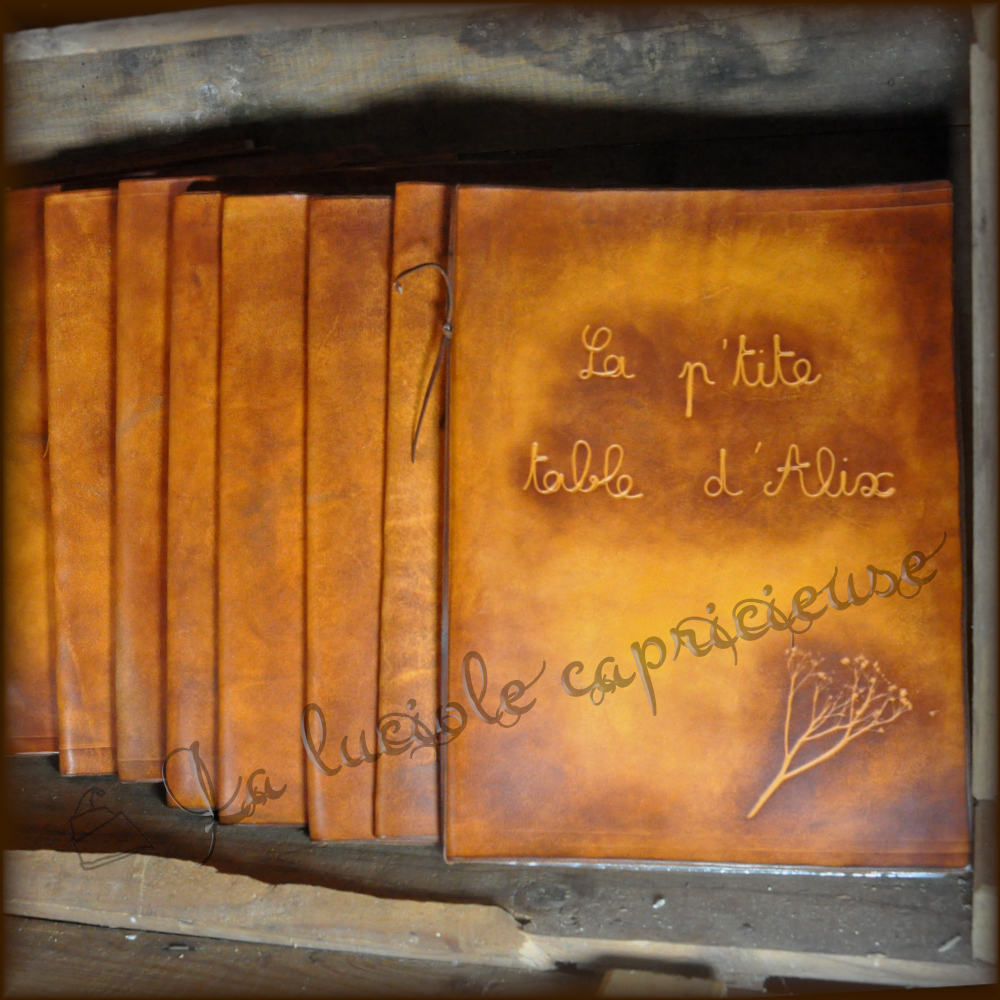 Série de couvre-livres en cuir, gravure 