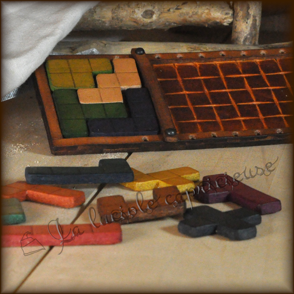 Jeu de pentamino en cuir fait main
